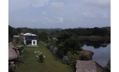 ISLA / BAYANO / RESORT / 11,673.41 M2 / DUPLEX CON CABAÑAS PISCINA JC