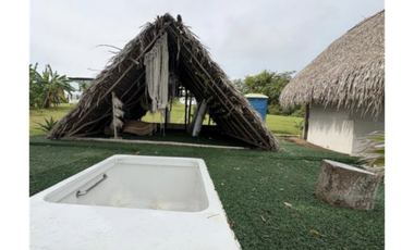 ISLA / BAYANO / RESORT / 11,673.41 M2 / DUPLEX CON CABAÑAS PISCINA JC