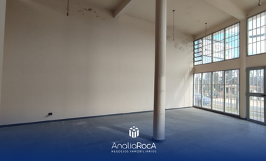 Alquiler Anual Local  Comercial Sobre  Av Carcano Villa Carlos Paz