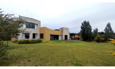 LOS ACANTILADOS - EXCLUSIVA PROPIEDAD SOBRE 2,39 HAS. DE PARQUE