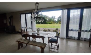 LOS ACANTILADOS - MAGNIFICA RESIDENCIA SOBRE 23.900 M2 DE TIERRA