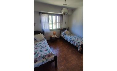 ---APTO CREDITO---EXCELENTE CHALET SOBRE DOS TERRENOS EN ACANTILADOS