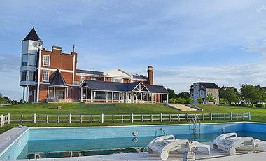 TIERRA & MAR- Country del Golf