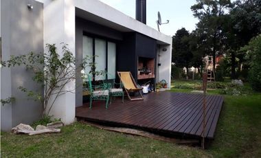 --APTA CREDITO--CASA ESTILO MINIMALISTA