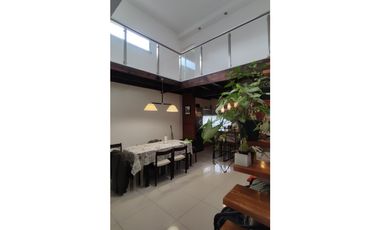 IMPECABLE CASA CON PILETA PARQUE GOLF ACANTILADOS