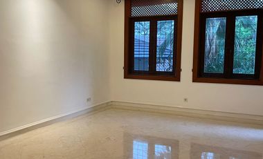 5 Bedroom Modern House at Tropical Compound in Cipete –avail on Sept25