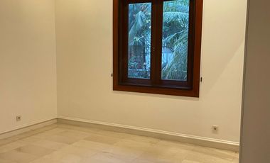 5 Bedroom Modern House at Tropical Compound in Cipete –avail on Sept25