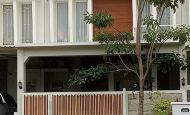 Rumah 2Lt Sidoarjo Murah Puri Surya Jaya Cluster Boston Free Kitchen