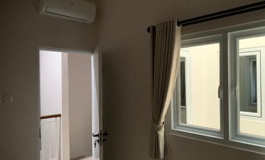 dijual rumah cantik dan modern pisangan jakarta timur