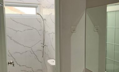 dijual rumah cantik dan modern pisangan jakarta timur