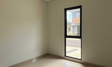 Disewakan Rumah New Brand Siap Huni Di Summarecon Crown Gading Bekasi