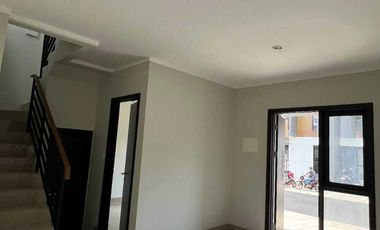 Disewakan Rumah New Brand Siap Huni Di Summarecon Crown Gading Bekasi