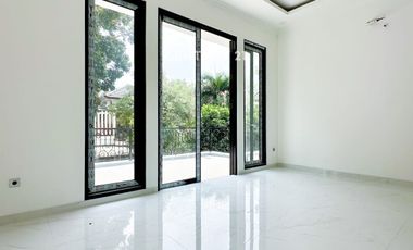 Dijual Rumah Brand New Senayan Bintaro Jaya Sektor 9