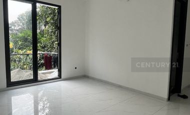 Dijual Rumah Brand New Senayan Bintaro Jaya Sektor 9