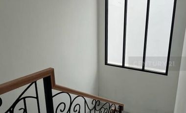 Dijual Rumah Brand New Senayan Bintaro Jaya Sektor 9