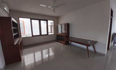 5 Bedroom Simprug Garden - cozy