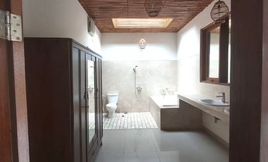 5 Bedroom Simprug Garden - cozy