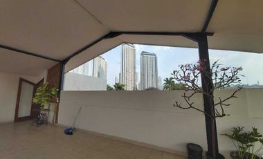 5 Bedroom Simprug Garden - cozy