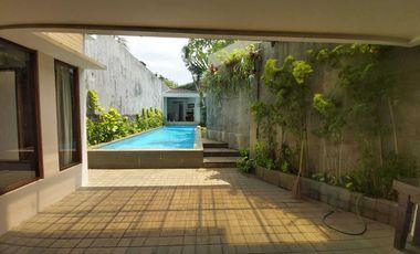 5 Bedroom Simprug Garden - cozy