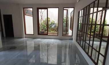 5 Bedroom Simprug Garden - cozy