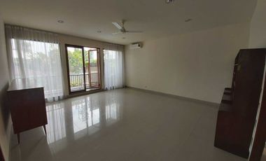 5 Bedroom Simprug Garden - cozy