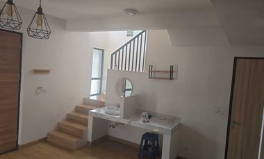 Disewakana Cendana Peak Karawaci dekat toll, rumah rapih min sewa 2thn