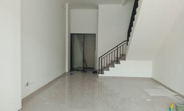 Disewa Ruko 3 Lantai Brand New Green Lake City Konsep Korean Style