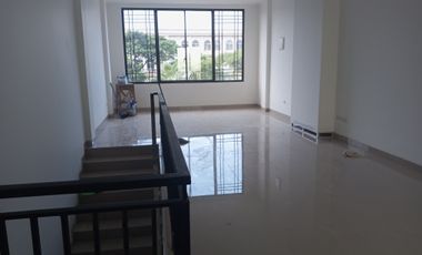 Disewa Ruko 3 Lantai Brand New Green Lake City Konsep Korean Style