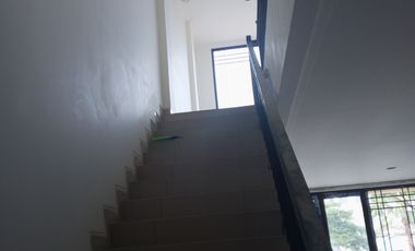 Disewa Ruko 3 Lantai Brand New Green Lake City Konsep Korean Style