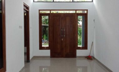 rumah di pengasih dekat kampus UNY Wates kulon progo