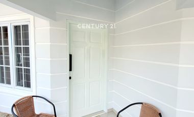 Rumah Cantik Minimalis Modern 1 Lantai Di Graha Raya Gb16762