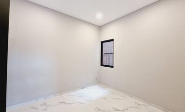 Rumah Hook Modern Tropis Kekinian Kolam Dgn Renang Di Sumber Solo Kota