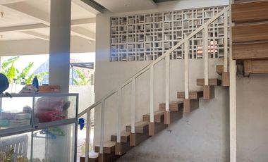 Rumah Besar di Kaplingan DPRD, Blora kota