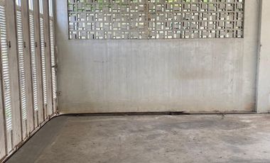 Rumah Besar di Kaplingan DPRD, Blora kota