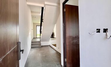 Dijual Rumah 2 Lantai Ready Jatiasih, Skylight & Garden Inside