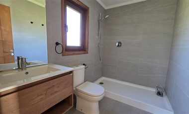 Casa en Arriendo en CONDOMIO LOS ULMOS