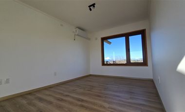 Casa en Arriendo en CONDOMIO LOS ULMOS