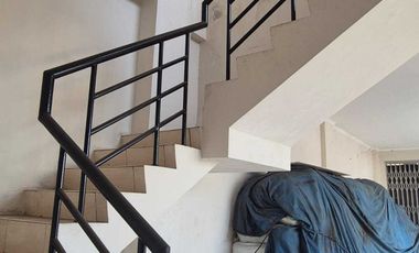 Disewakan ruko kalideres posisi hook 3lantai