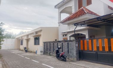 Rumah Cluster 2 lantai deket Kampus Akfist Colomadu