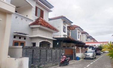 Rumah Cluster 2 lantai deket Kampus Akfist Colomadu
