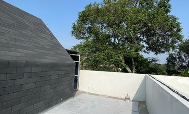 Dijual Rumah Bagus Siap Huni di Cluster Elements Residence