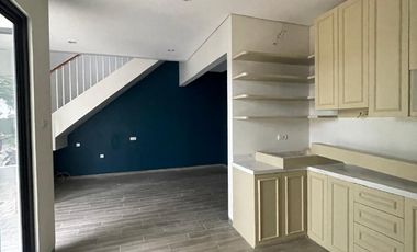 Dijual Rumah Bagus Siap Huni di Cluster Elements Residence