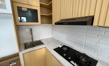 Disewakan Rumah 2 Lantai Di Meruyung