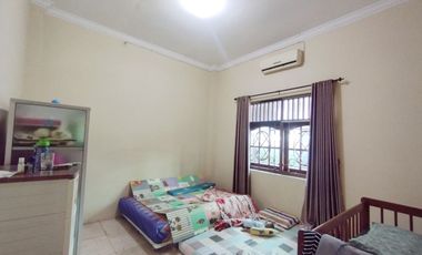 Rumah Luas Bagus Kokoh 2 Lantai Dekat Luwes Mall dan Stasiun Palur