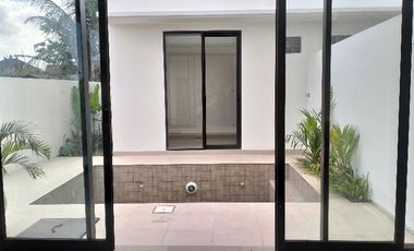 Brand new villa close Pantai Nyanyi, Tabanan