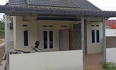 Dijual cepat Rumah Di Jl Limbungan / Putri Ayu Rumbai