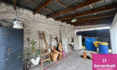 Casa en venta c/ cochera en San Miguel