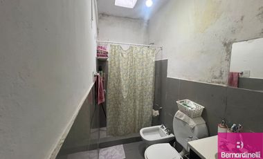 Casa en venta c/ cochera en San Miguel