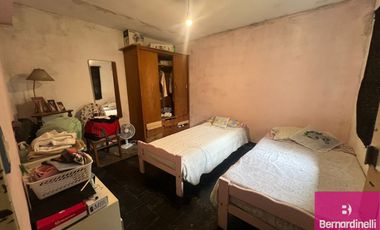 Casa en venta c/ cochera en San Miguel