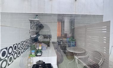 DIJUAL  CEPAT RUMAH VILLA 1 LANTAI SEMI FURNIS DI CIMAHI KOTA CIMAHI